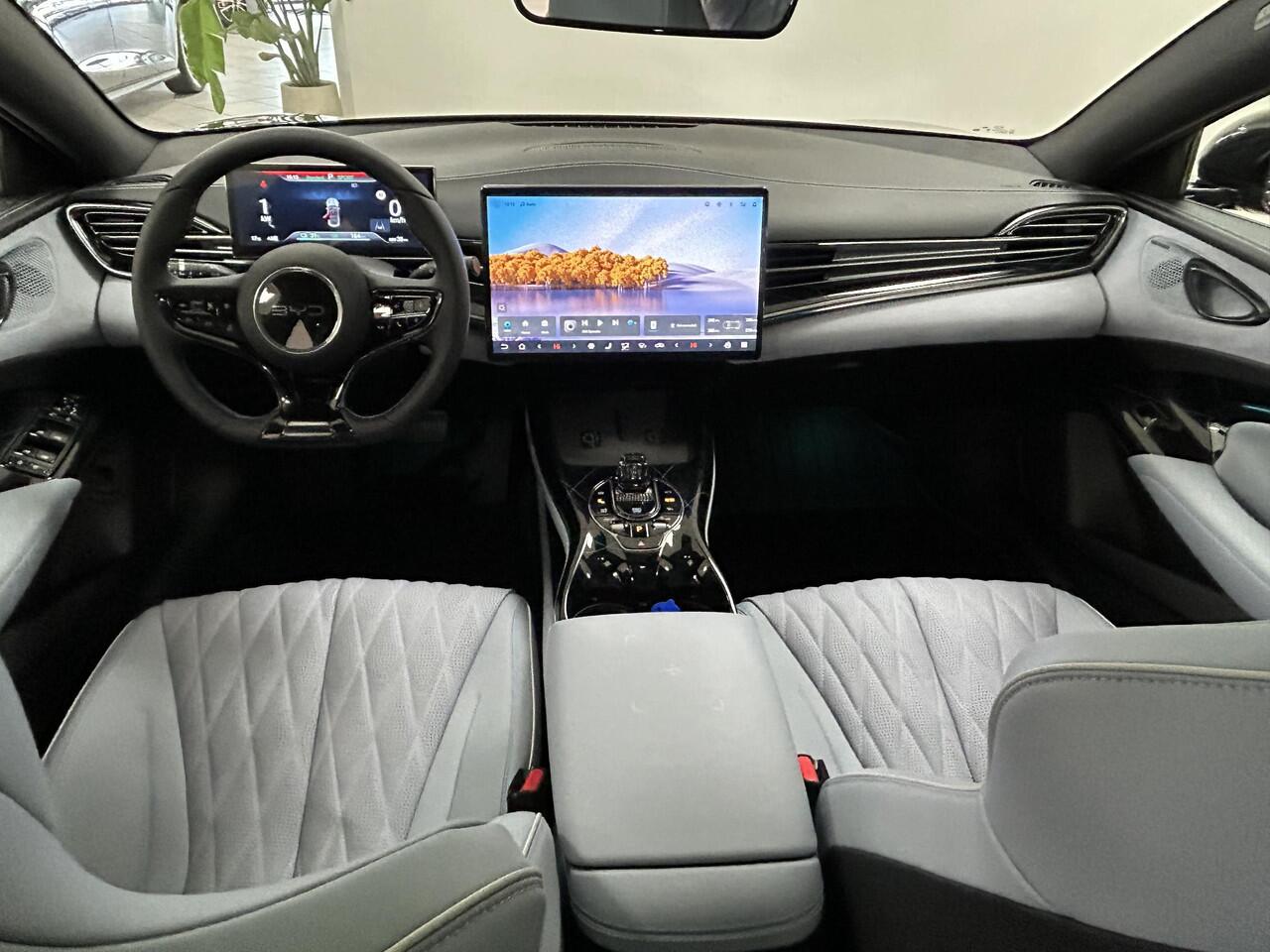 BYD Seal Design RWD 82.5 kWh 360 CAMERA | PANO DAK | CARPLAY | NIEUW UIT VOORRAAD