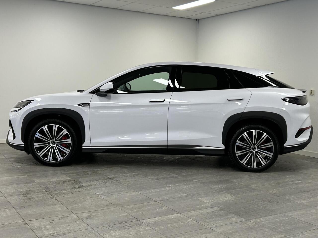 BYD Seal Design AWD 82.5 kWh | DEMO