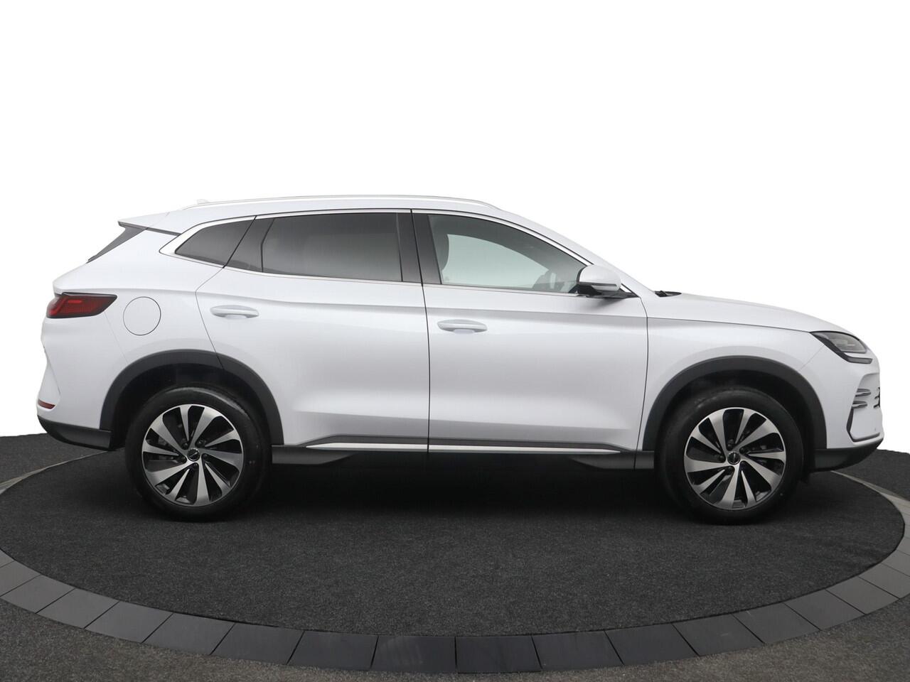 BYD Seal U 1.5 T DM-i AWD Design | Apple Carplay| 870 km| Navigatie | BYD Dealer | AWD |