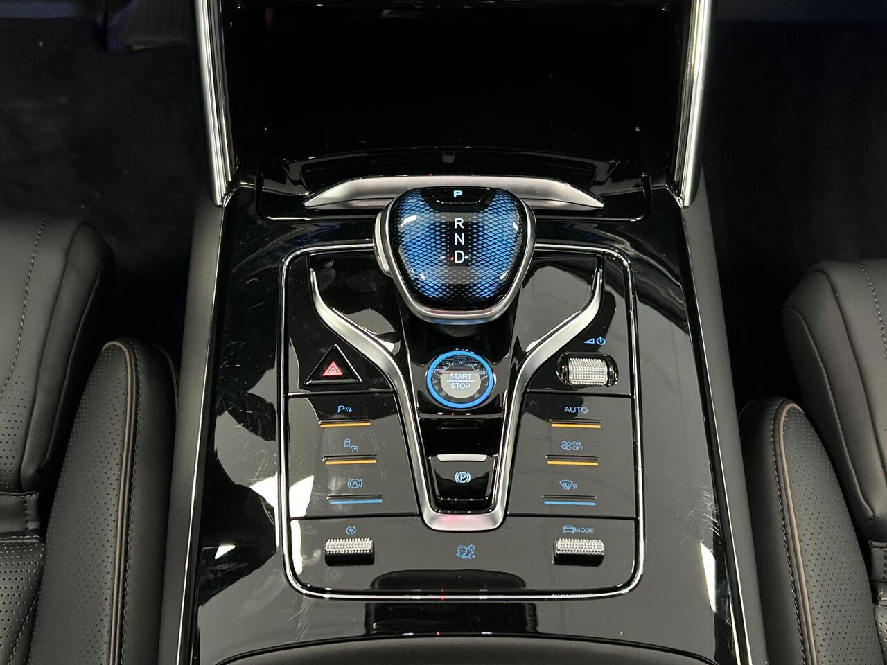 BYD Tang Flagship 108.8 kWh | PANO | LED | HUD | 7ZITS | LEDER