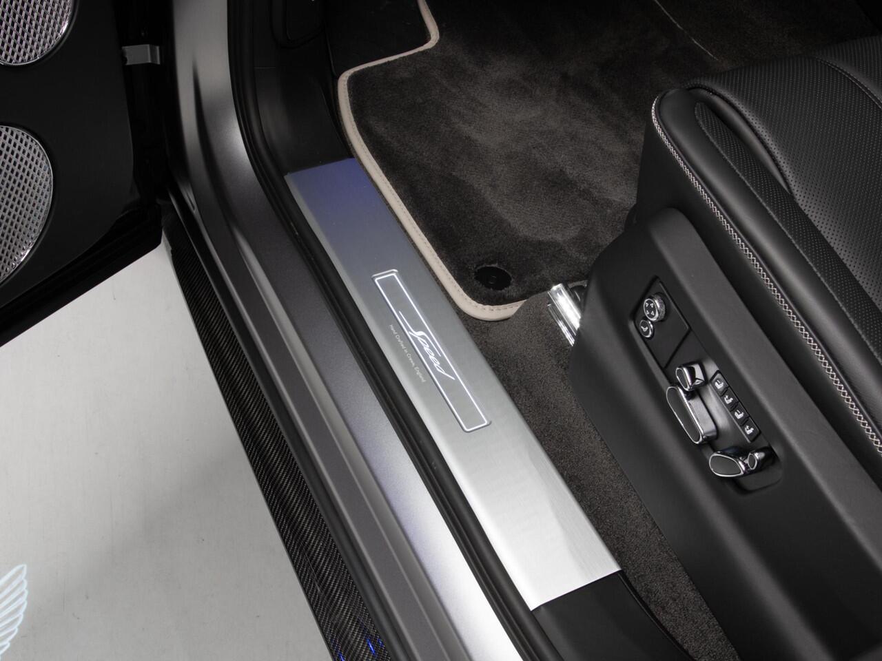 Bentley Bentayga Speed STONE VENEER | AKRAPOVIC