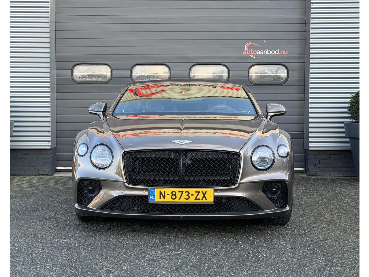 Bentley CONTINENTAL GTC 6.0 W12 | 360* Camera | Massage | Head-Up | Nightvision | Stoelverwarming/Koeling | Adaptive Cruise Control | DAB |