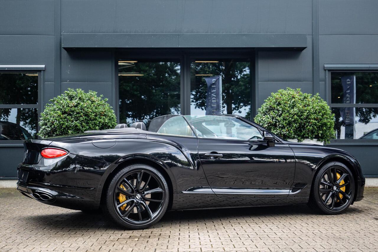 Bentley CONTINENTAL GTC 4.0 V8 First Edition