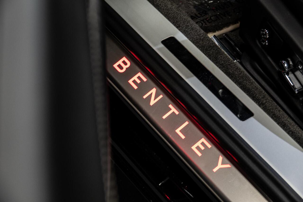 Bentley CONTINENTAL GTC 4.0 V8 *Bang & Olufsen / Surround-View / Volledig leder / Massage + Ventilatie*