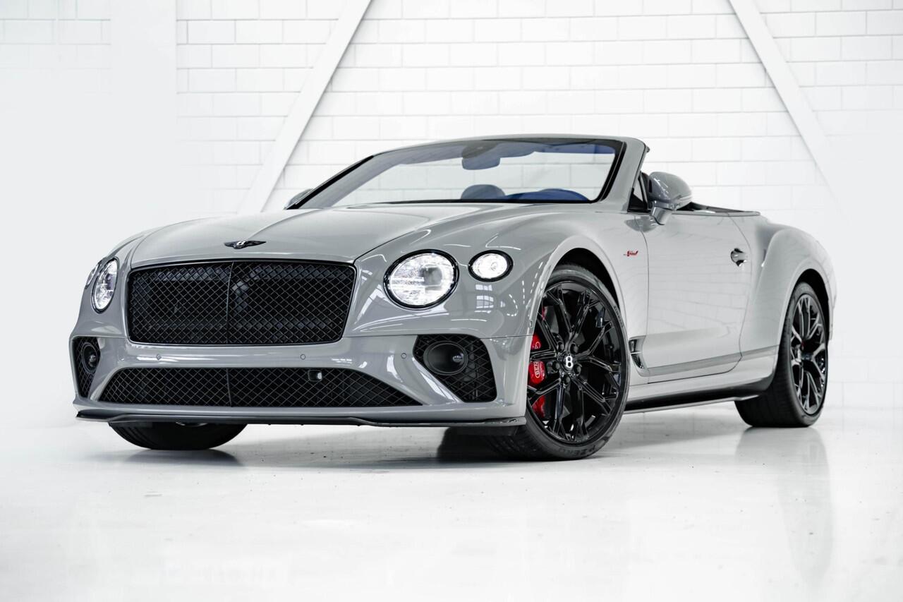 Bentley CONTINENTAL GTC W12 Speed Akrapovic | Mulliner | Touring Specification | Naim Sound system |