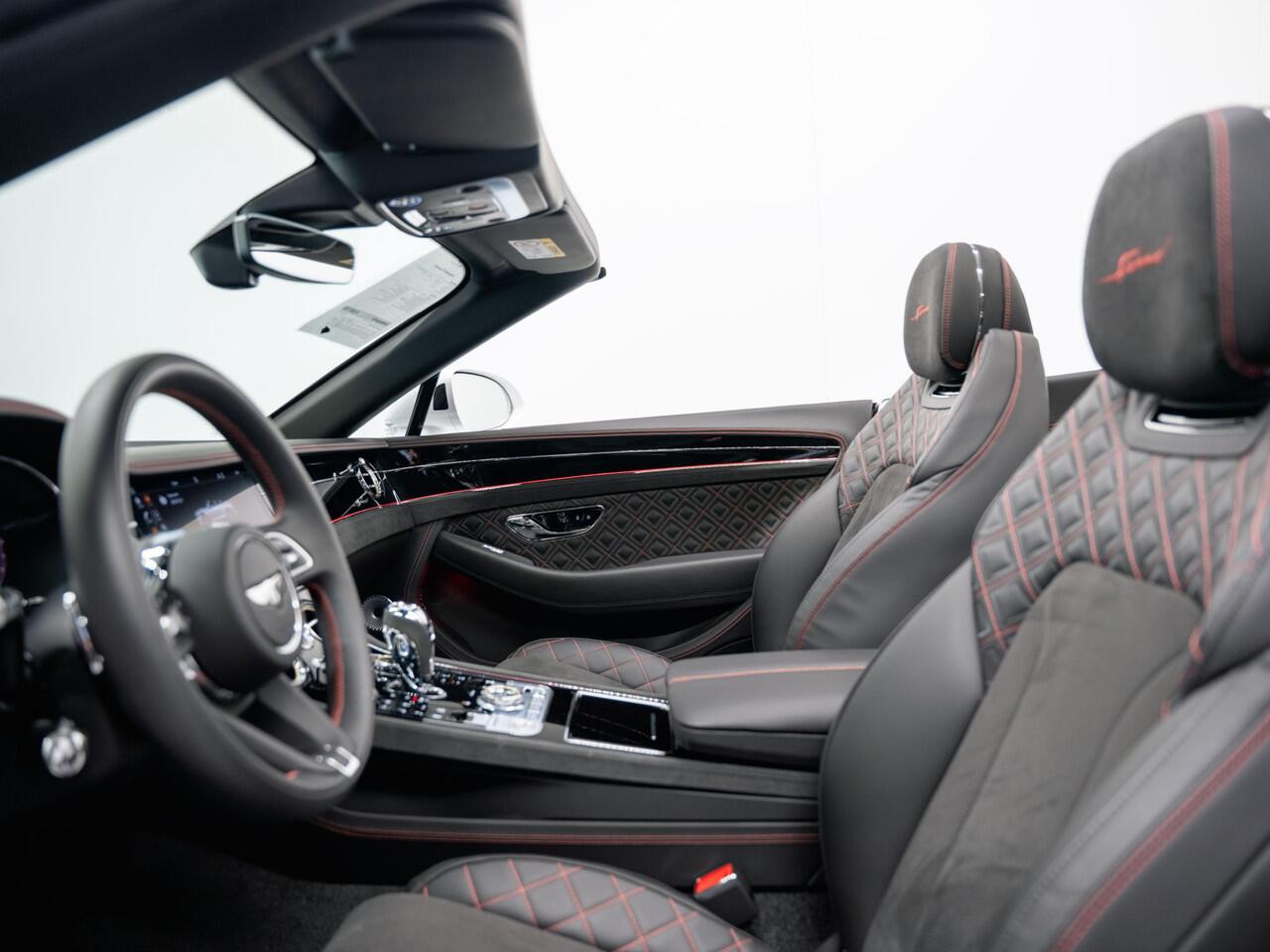 Bentley CONTINENTAL GTC W12 Speed AKRAPOVIC | CARBON | NAIM