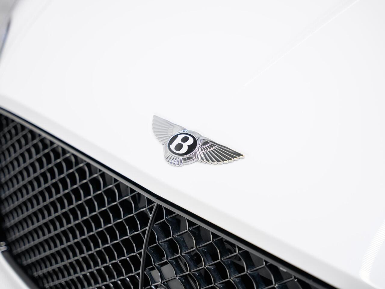 Bentley CONTINENTAL GTC W12 Speed AKRAPOVIC | CARBON | NAIM