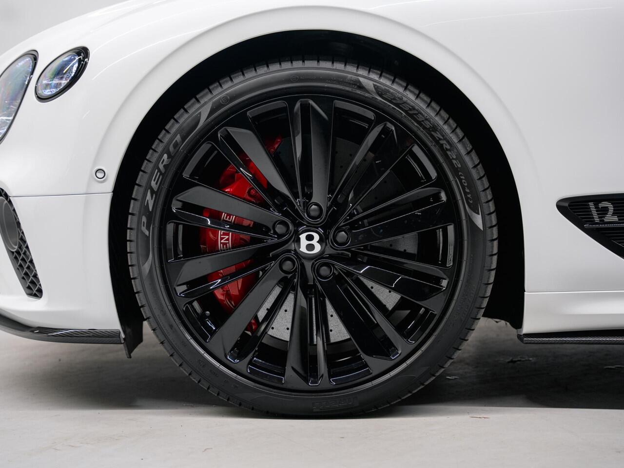 Bentley CONTINENTAL GTC W12 Speed AKRAPOVIC | CARBON | NAIM