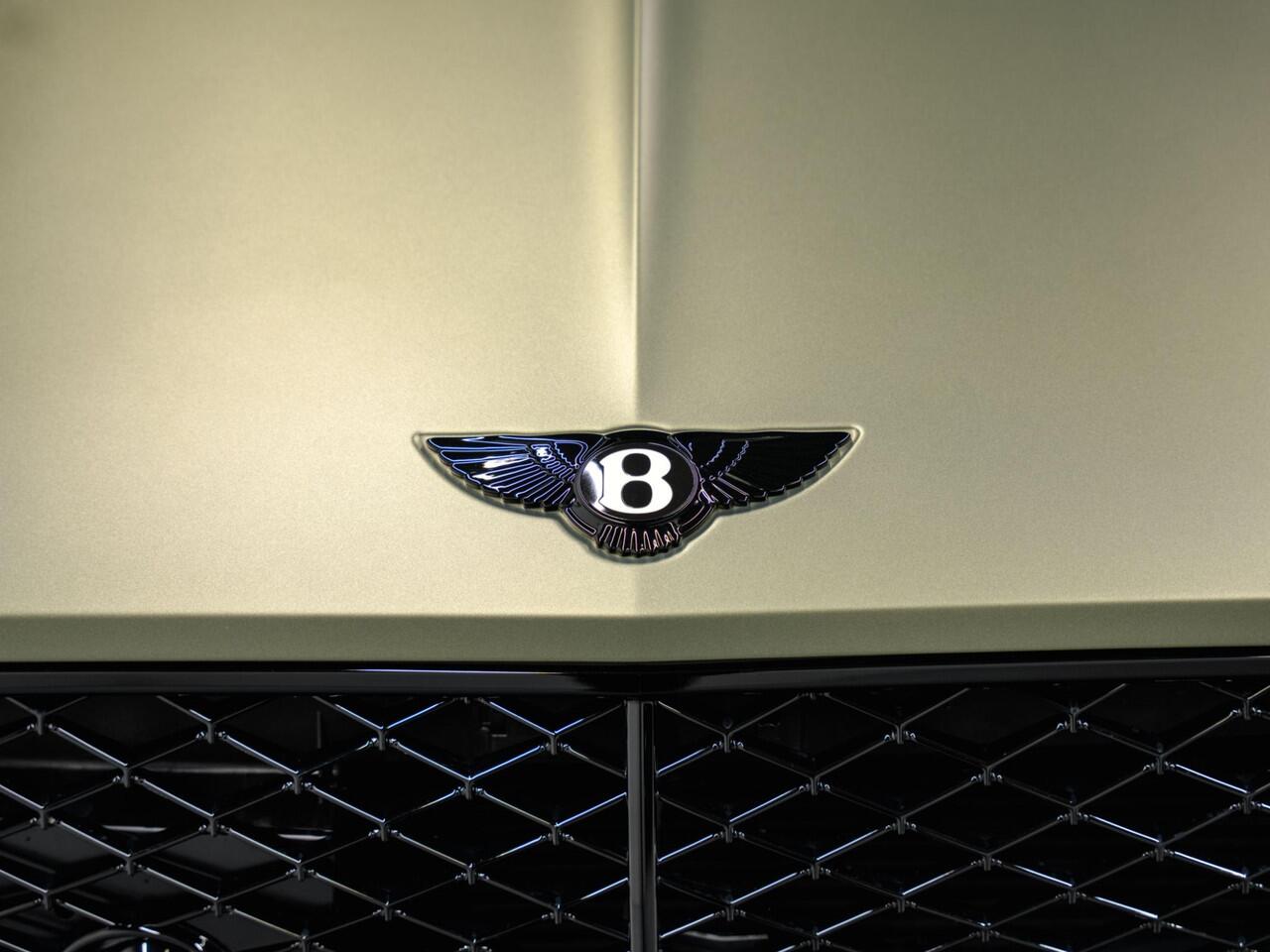 Bentley CONTINENTAL GT 4.0 V8 Hybrid |TOURING SPECIFICATION|AKRAPOVIC|NAIM