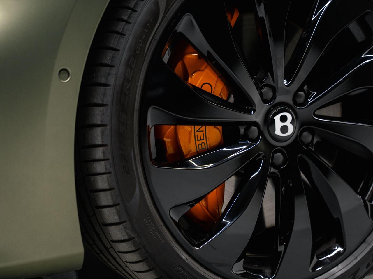 Bentley CONTINENTAL GT 4.0 V8 Hybrid |TOURING SPECIFICATION|AKRAPOVIC|NAIM