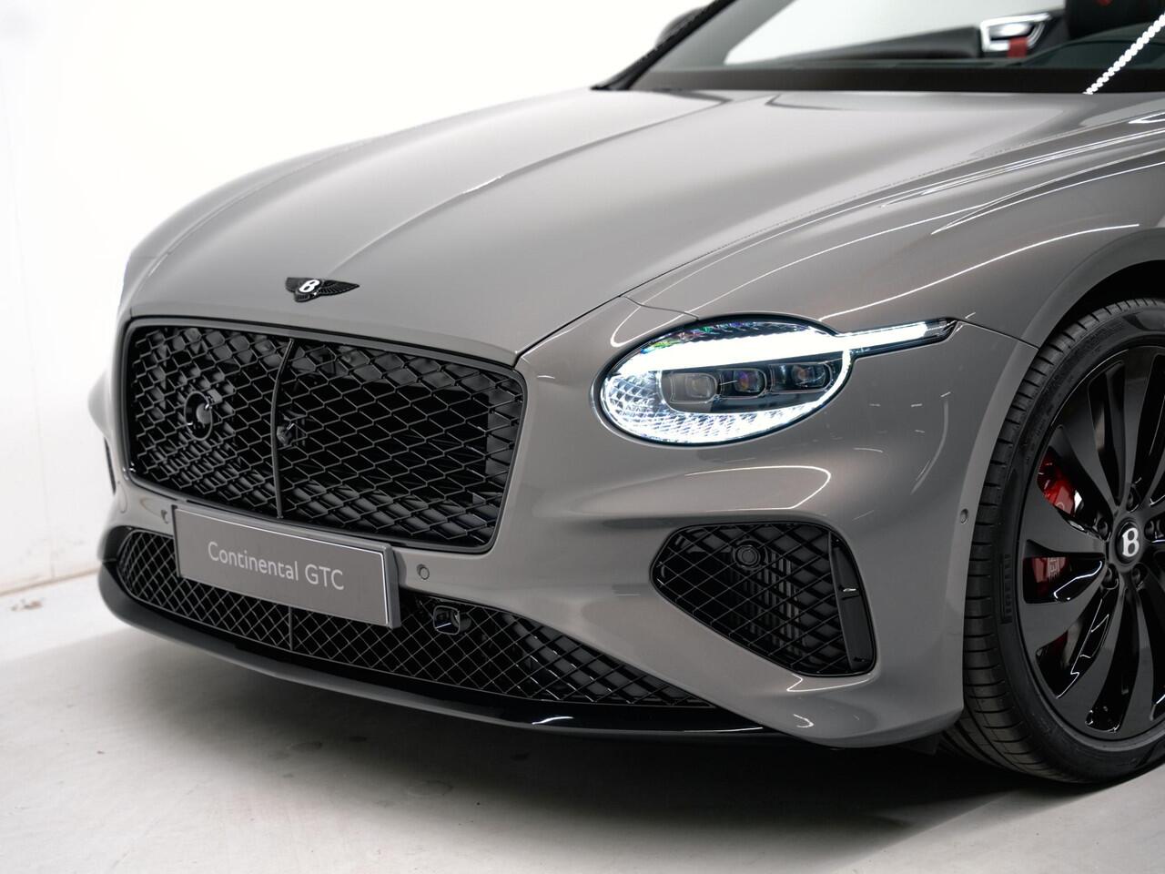 Bentley CONTINENTAL GTC 4.0 V8 Hybrid AKRAPOVIC | B&O