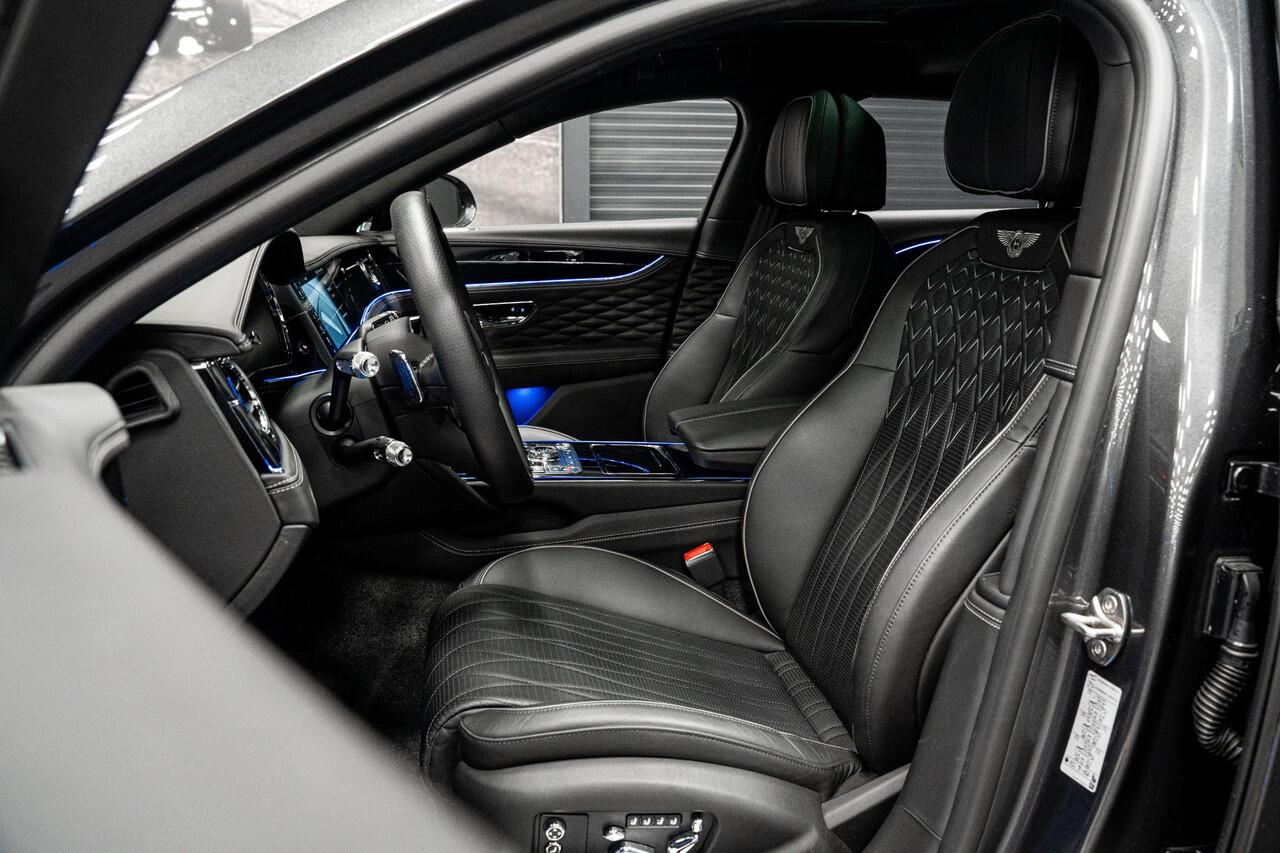 Bentley Flying Spur 4.0 V8 *First Edition / Bang & Olufsen for Bentley / Stoelventilatie & Massage / Vierwielbesturing / Carbon / Rotating Display*