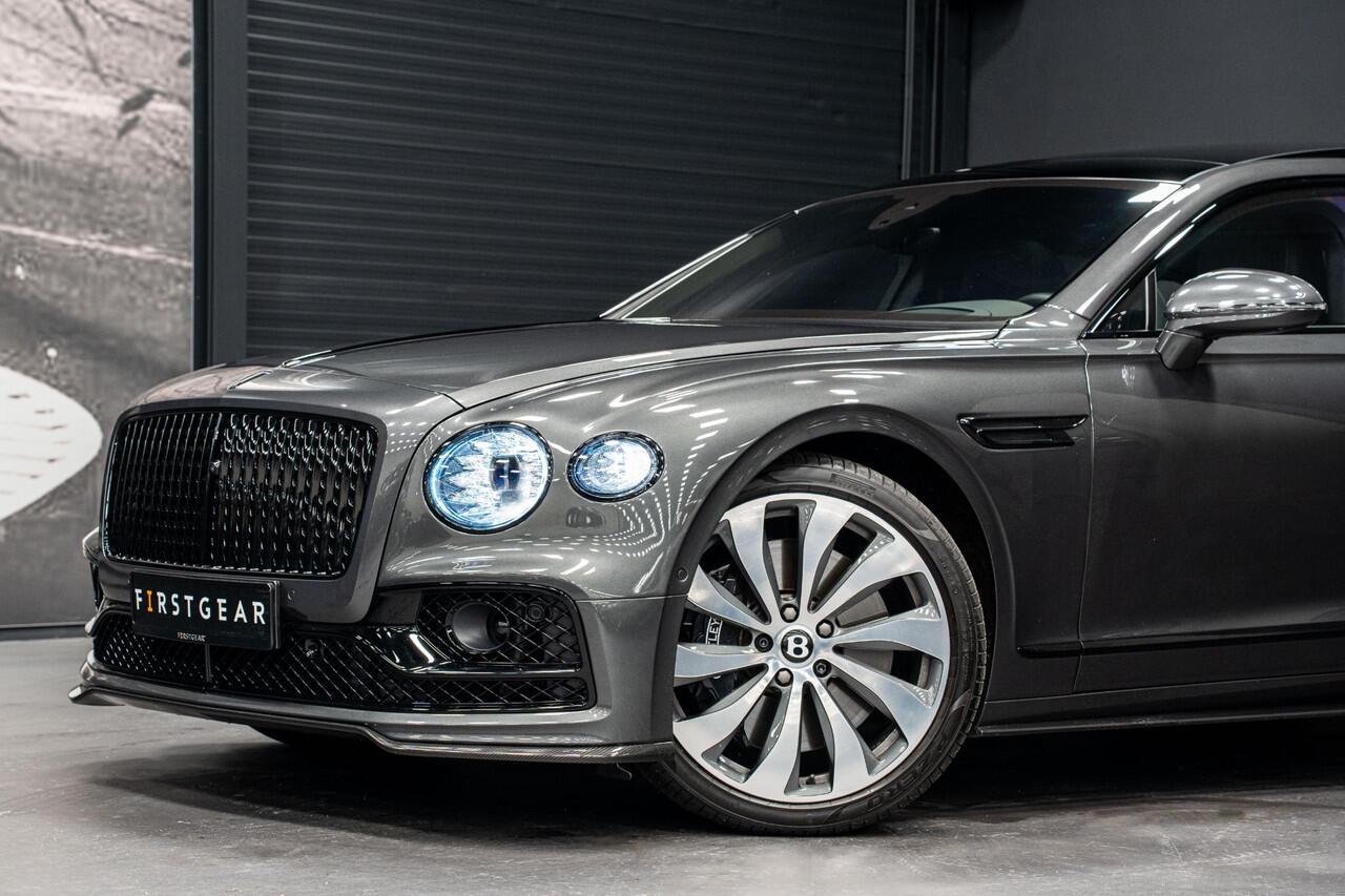 Bentley Flying Spur 4.0 V8 *First Edition / Bang & Olufsen for Bentley / Stoelventilatie & Massage / Vierwielbesturing / Carbon / Rotating Display*