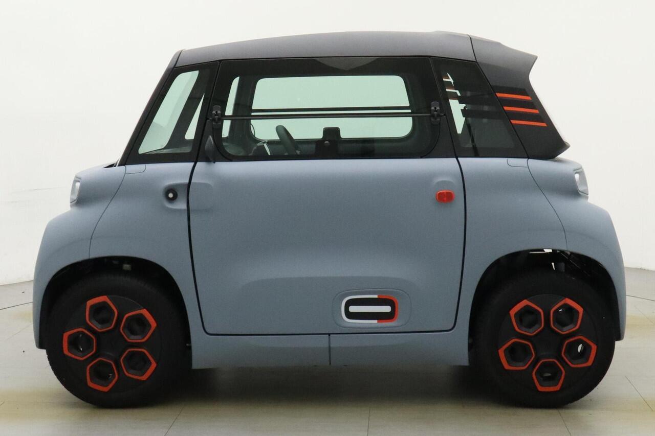 Citroen AMI AMI Orange | VERGELIJKBAAR OPEL ROCKS | Rijden vanaf 16 jaar | 100% Elektrisch | 75 KM Rijbereik | Beperkt beschikbaar Reserveer nu |