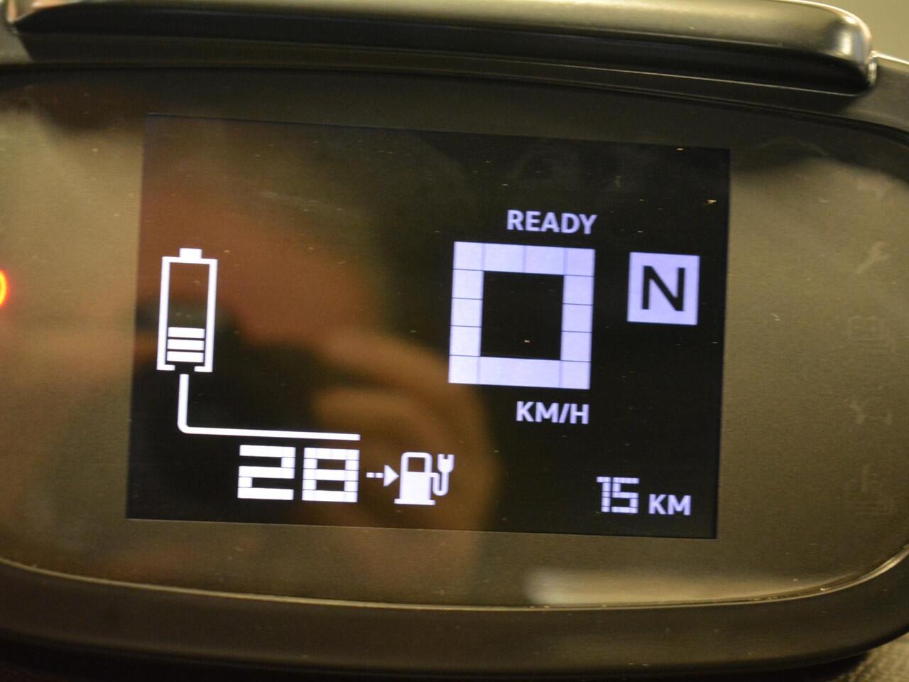 Citroen AMI Color pack Icy