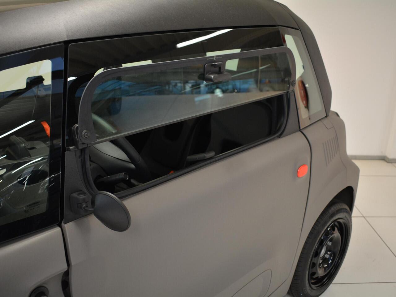 Citroen AMI Color pack Icy Direct rijden!