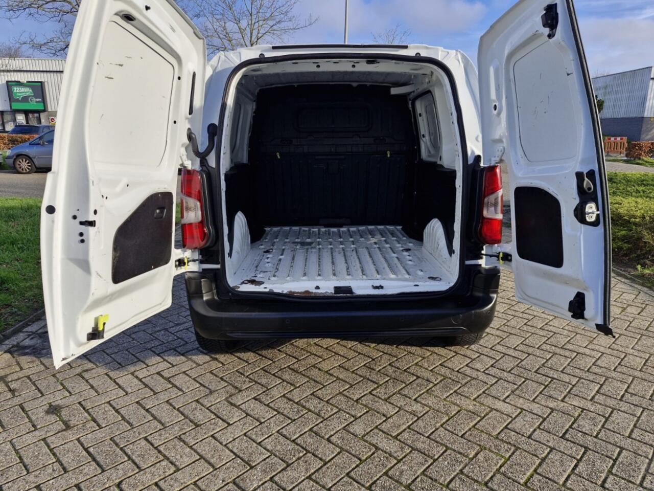 Citroen BERLINGO 1.2 PureTech nieuwe distributieriem