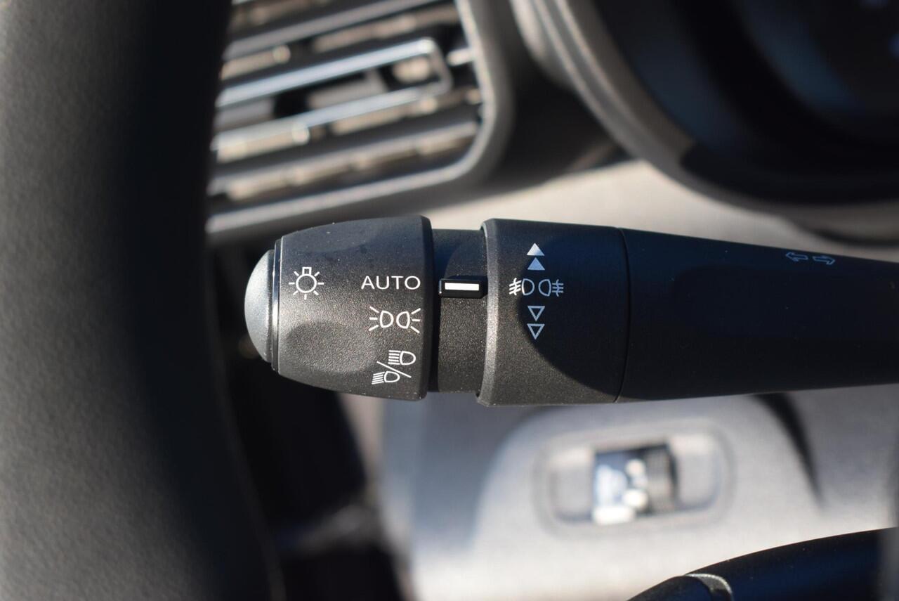 Citroen BERLINGO 1.2 PureTech Feel Navi Airco Km 28.950!!