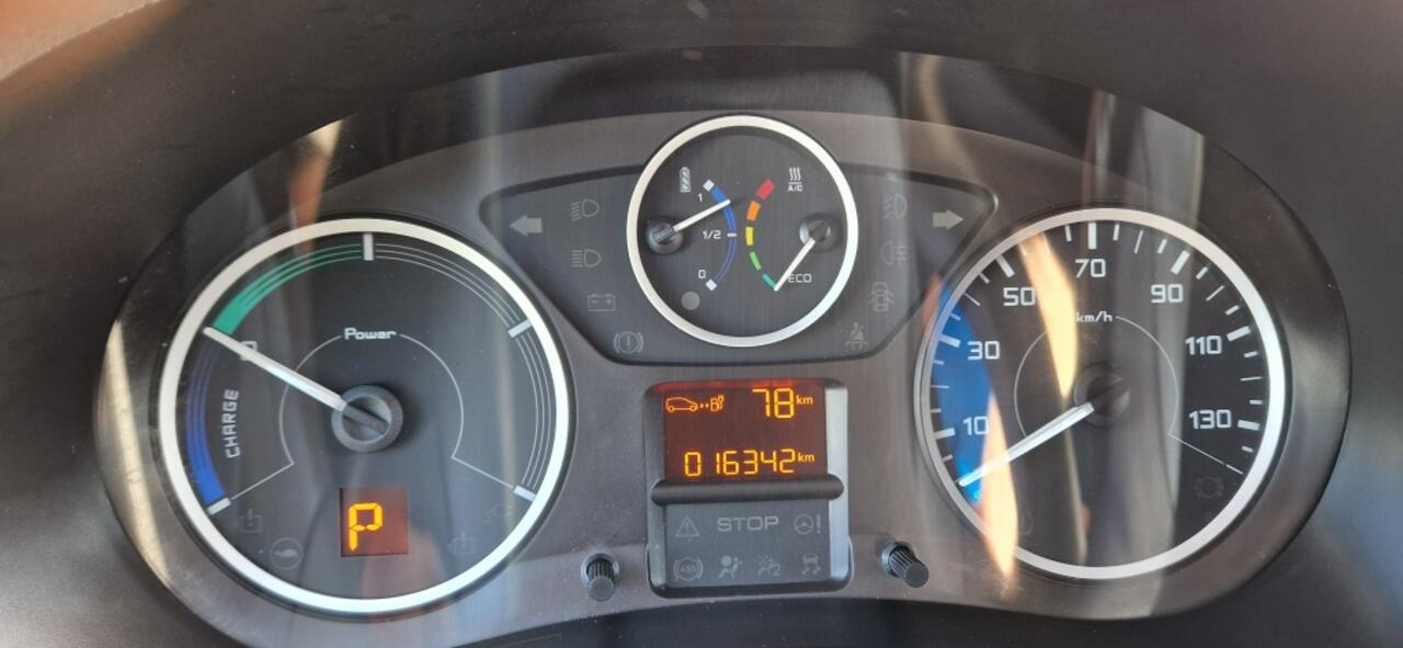 Citroen BERLINGO E-Feel 23 kWh