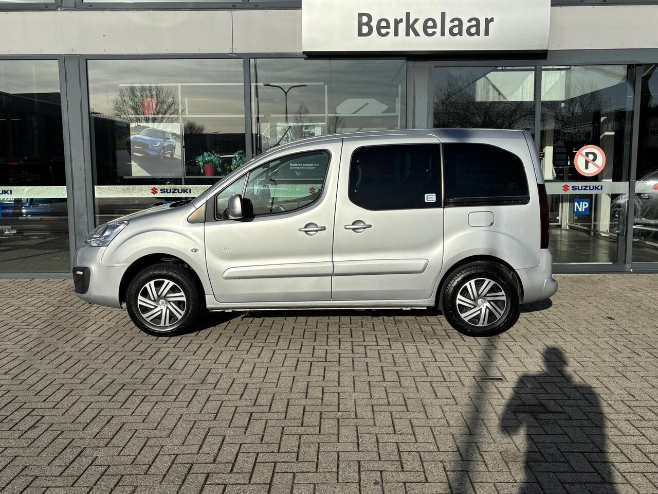 Citroen BERLINGO E-Feel 23 kWh | Personen uitvoering | Achteruitrij camera | Navigatie systeem | Parkeersensoren voor en achter