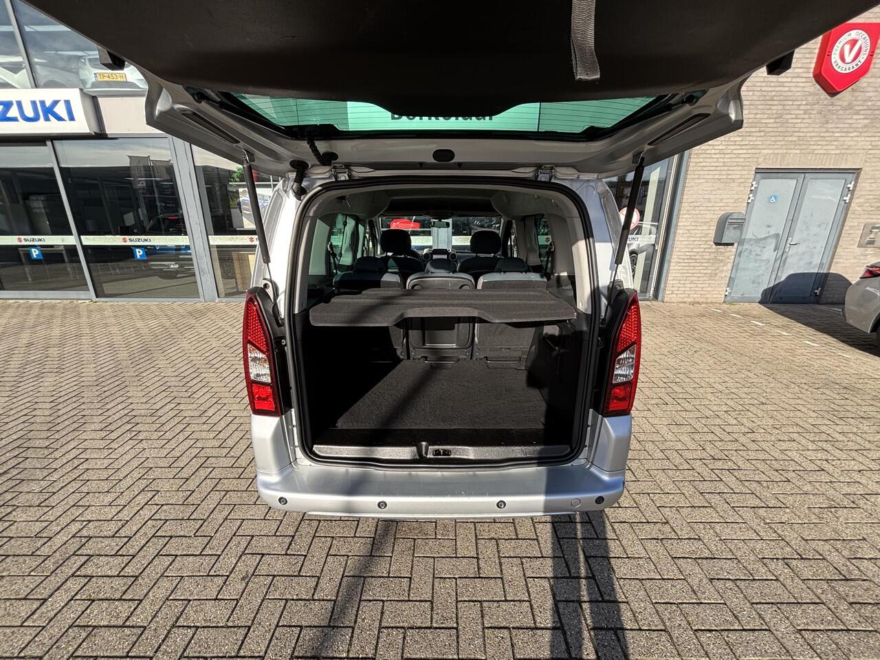 Citroen BERLINGO E-Feel 23 kWh | Personen uitvoering | Achteruitrij camera | Navigatie systeem | Parkeersensoren voor en achter