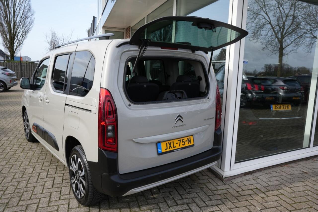 Citroen BERLINGO 1.2 SHINE 7Persoons XTR, Camera, Navi. Carplay ALL IN PRIJS
