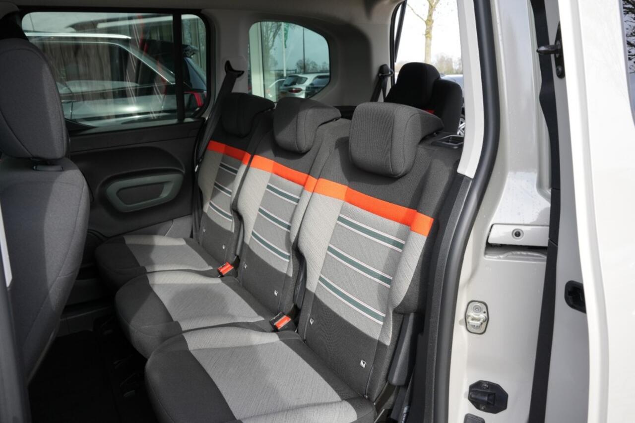 Citroen BERLINGO 1.2 SHINE 7Persoons XTR, Camera, Navi. Carplay ALL IN PRIJS