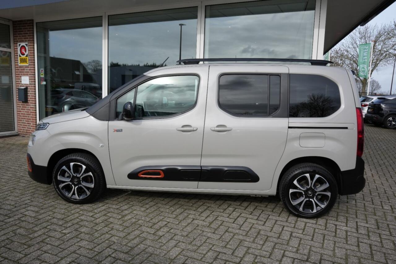 Citroen BERLINGO 1.2 SHINE 7Persoons XTR, Camera, Navi. Carplay ALL IN PRIJS