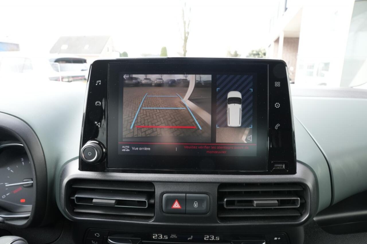 Citroen BERLINGO 1.2 SHINE 7Persoons XTR, Camera, Navi. Carplay ALL IN PRIJS