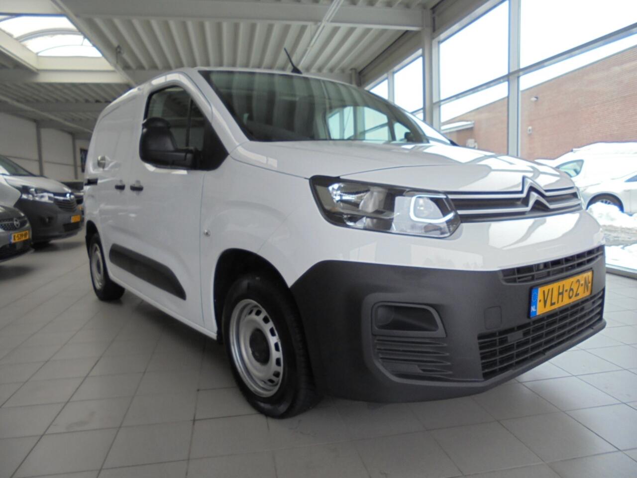 Citroen BERLINGO 1.5 BlueHDI||Trekhaak||Imperiaal||Airco||Cruise||