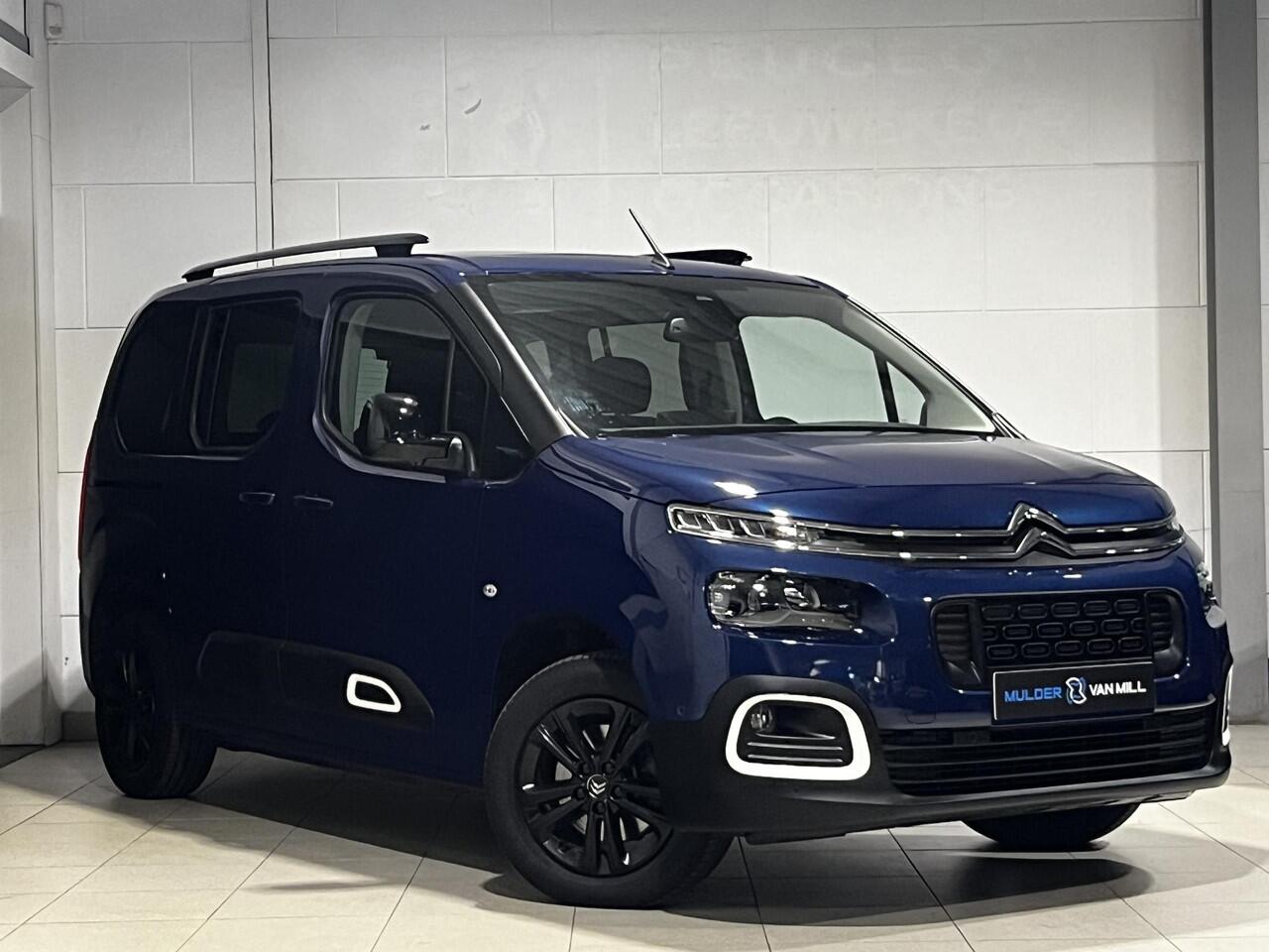 Citroen BERLINGO MPV Shine Pack 1.2 Turbo 130pk EAT8 | PANODAK | NAVI | CAMERA | STOELVERW. | DODEHOEKBEW. | CLIMA | KEYLESS ENTRY | DAB+
