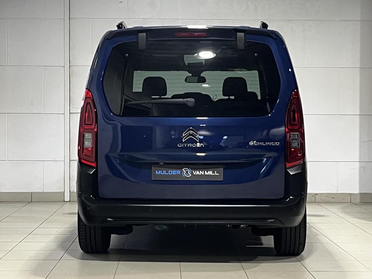 Citroen BERLINGO MPV Shine Pack 1.2 Turbo 130pk EAT8 | PANODAK | NAVI | CAMERA | STOELVERW. | DODEHOEKBEW. | CLIMA | KEYLESS ENTRY | DAB+