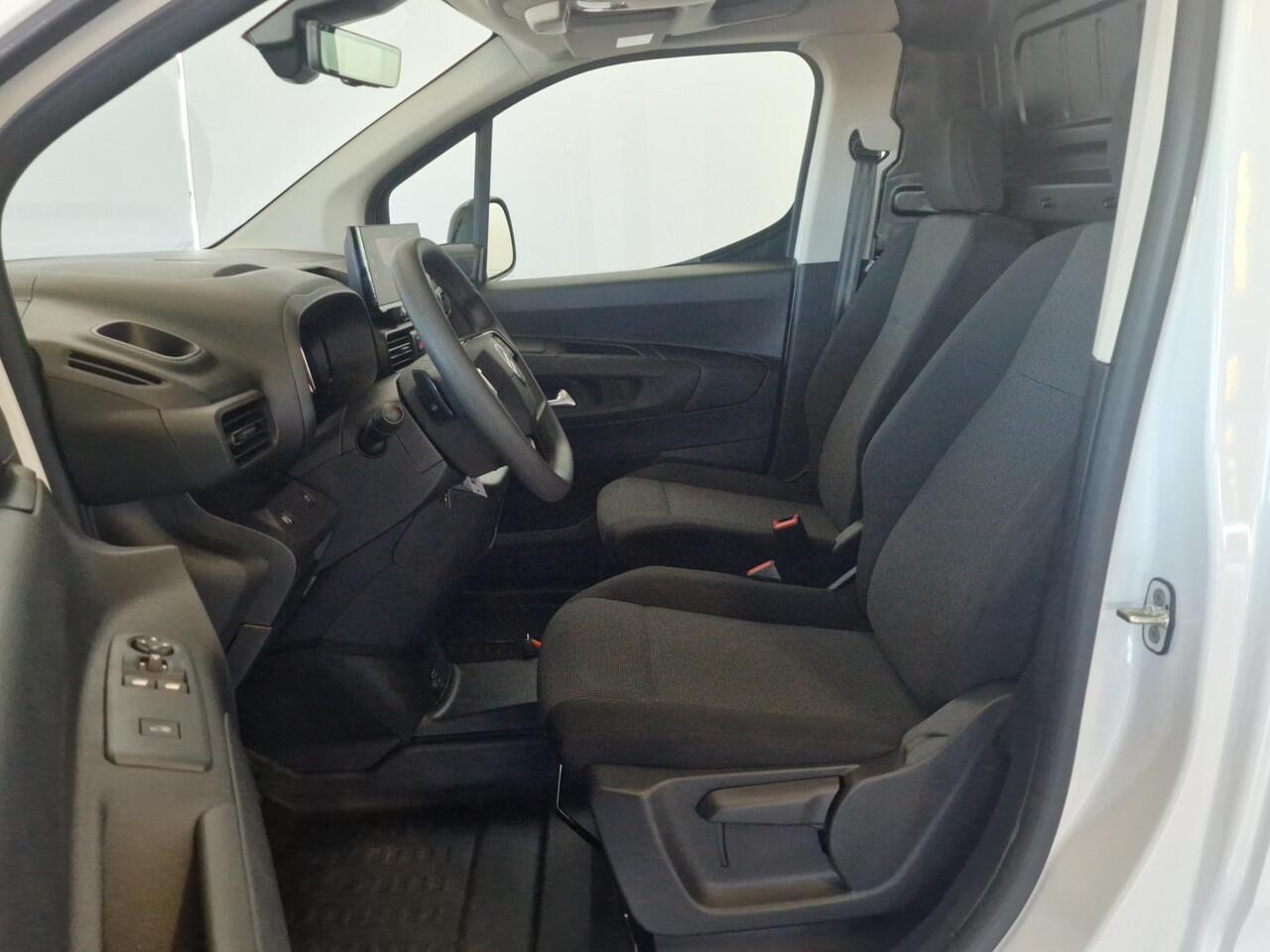 Citroen BERLINGO ë-Berlingo 136 L1 50 kWh Navigatie, digitale binnenspiegel, parkeercamera