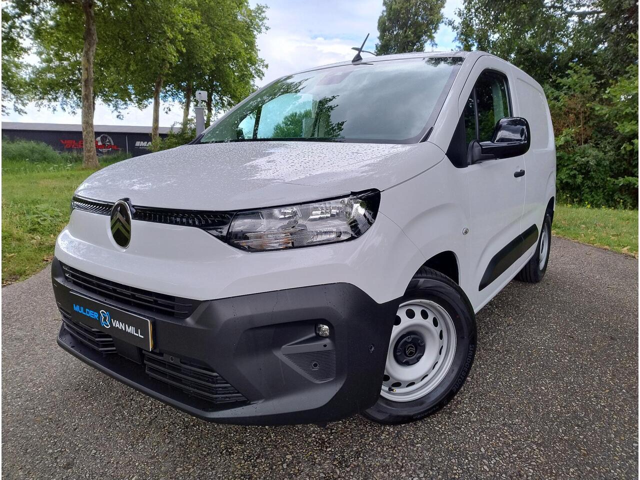 Citroen BERLINGO ë-Berlingo L1 50 kWh 136pk | 8 jaar garantie | 0% financial lease | Apple Carplay | Android Auto | Multimedia | Achteruitrijcamera | Parkeersensoren achter | Digital cockpit | Stuurwielbediening | Bestuurdersstoel comfort | Armsteun | van van ¤29.625 voor