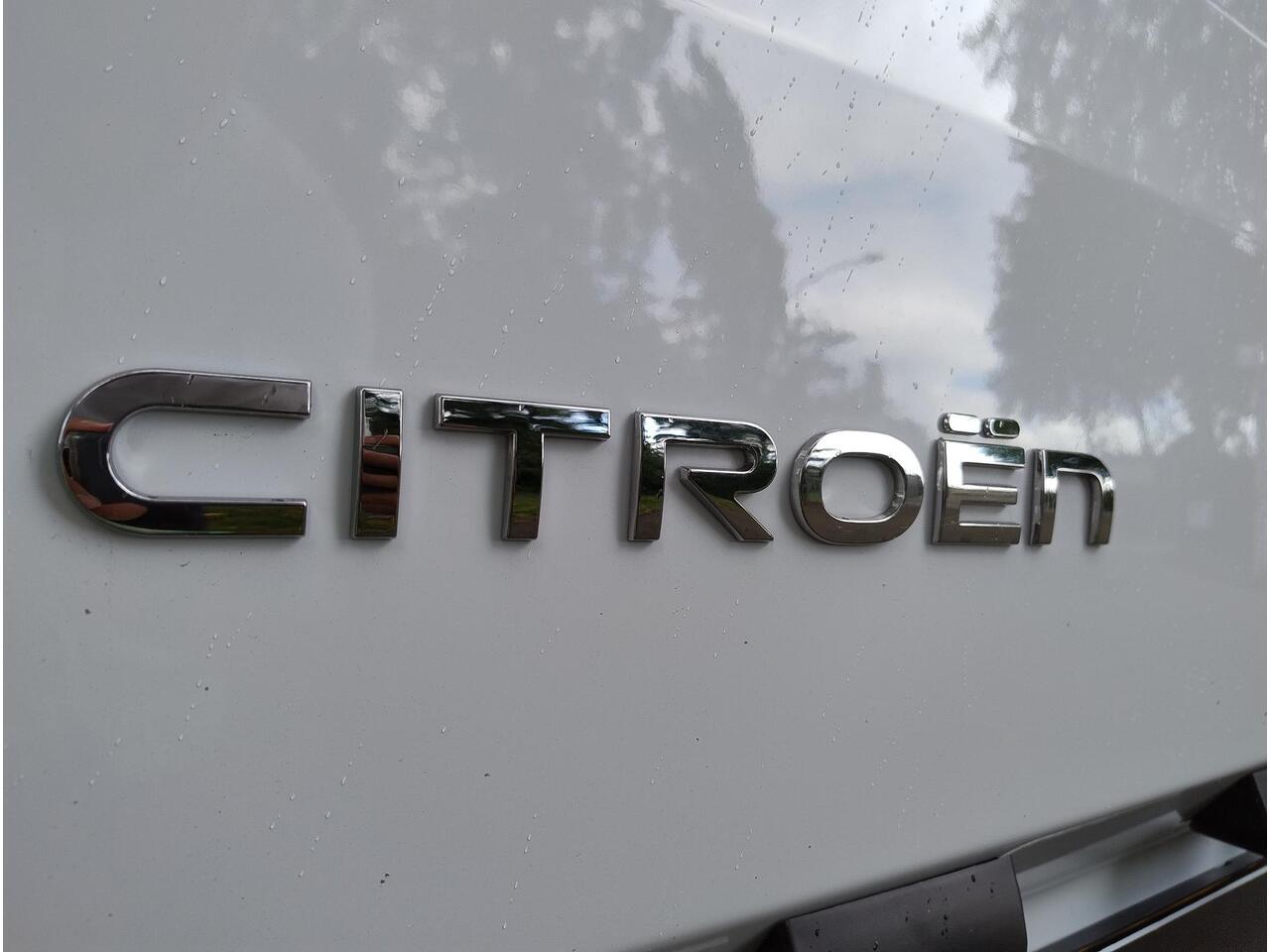 Citroen BERLINGO ë-Berlingo L1 50 kWh 136pk | 8 jaar garantie | 0% financial lease | Apple Carplay | Android Auto | Multimedia | Achteruitrijcamera | Parkeersensoren achter | Digital cockpit | Stuurwielbediening | Bestuurdersstoel comfort | Armsteun | van van ¤29.625 voor