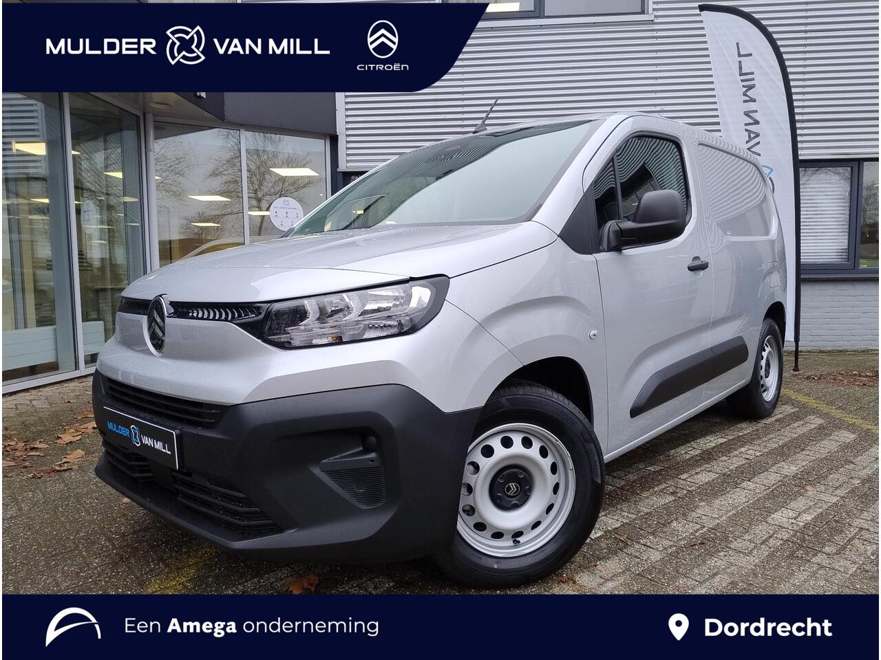 Citroen BERLINGO ë-Berlingo L1 50 kWh 136pk | 8 jaar garantie | 0% financial lease | Apple Carplay | Android Auto | Multimedia | Achteruitrijcamera | Parkeersensoren achter | Digital cockpit | Stuurwielbediening | Bestuurdersstoel comfort | Armsteun | van van ¤29.975 voor