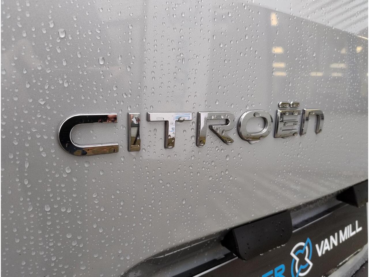 Citroen BERLINGO ë-Berlingo L1 50 kWh 136pk | 8 jaar garantie | 0% financial lease | Apple Carplay | Android Auto | Multimedia | Achteruitrijcamera | Parkeersensoren achter | Digital cockpit | Stuurwielbediening | Bestuurdersstoel comfort | Armsteun | van van ¤29.975 voor