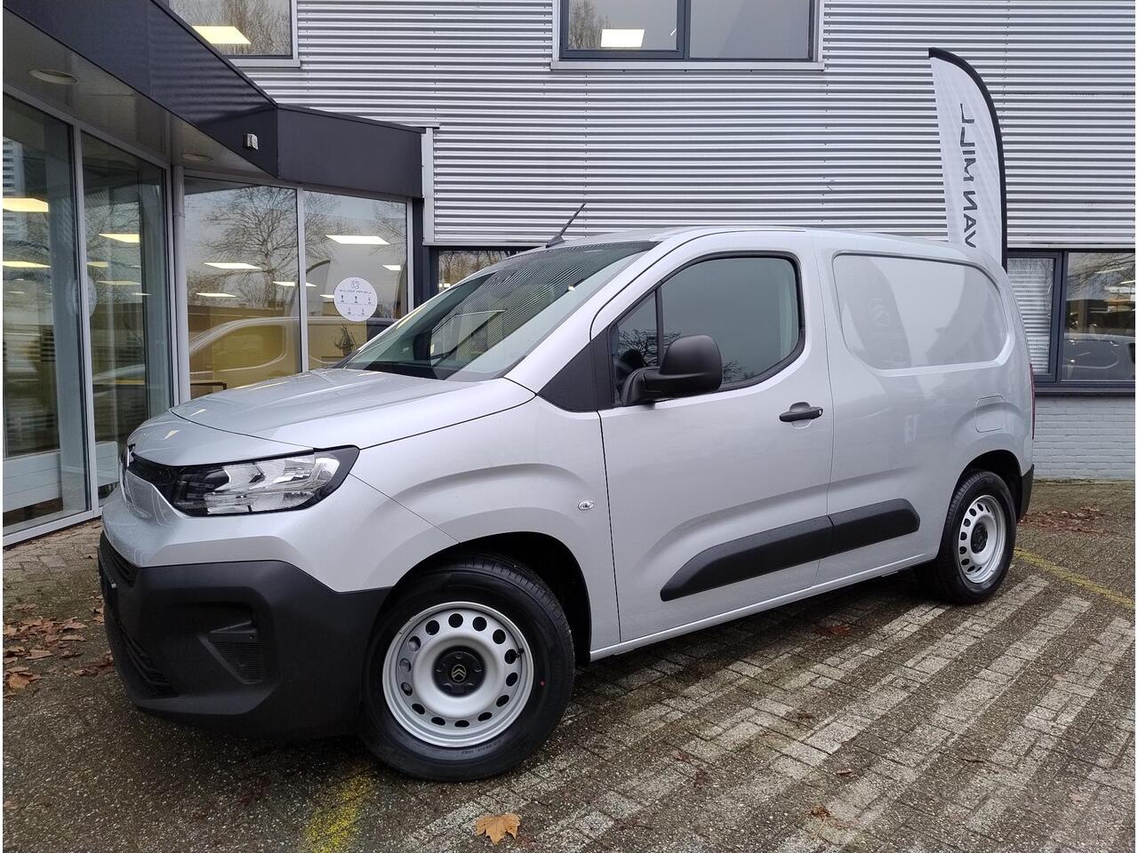 Citroen BERLINGO ë-Berlingo L1 50 kWh 136pk | 8 jaar garantie | 0% financial lease | Apple Carplay | Android Auto | Multimedia | Achteruitrijcamera | Parkeersensoren achter | Digital cockpit | Stuurwielbediening | Bestuurdersstoel comfort | Armsteun | van van ¤29.975 voor