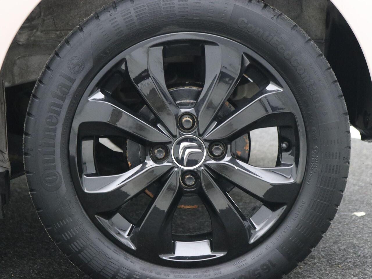 Citroen C1 1.0 VTi Urban Ride / Airconditioning / Stoelverwarming / Elektrische Ramen / Multifunctioneel Stuurwiel / Bluetooth / Historie Bekend / LMV /