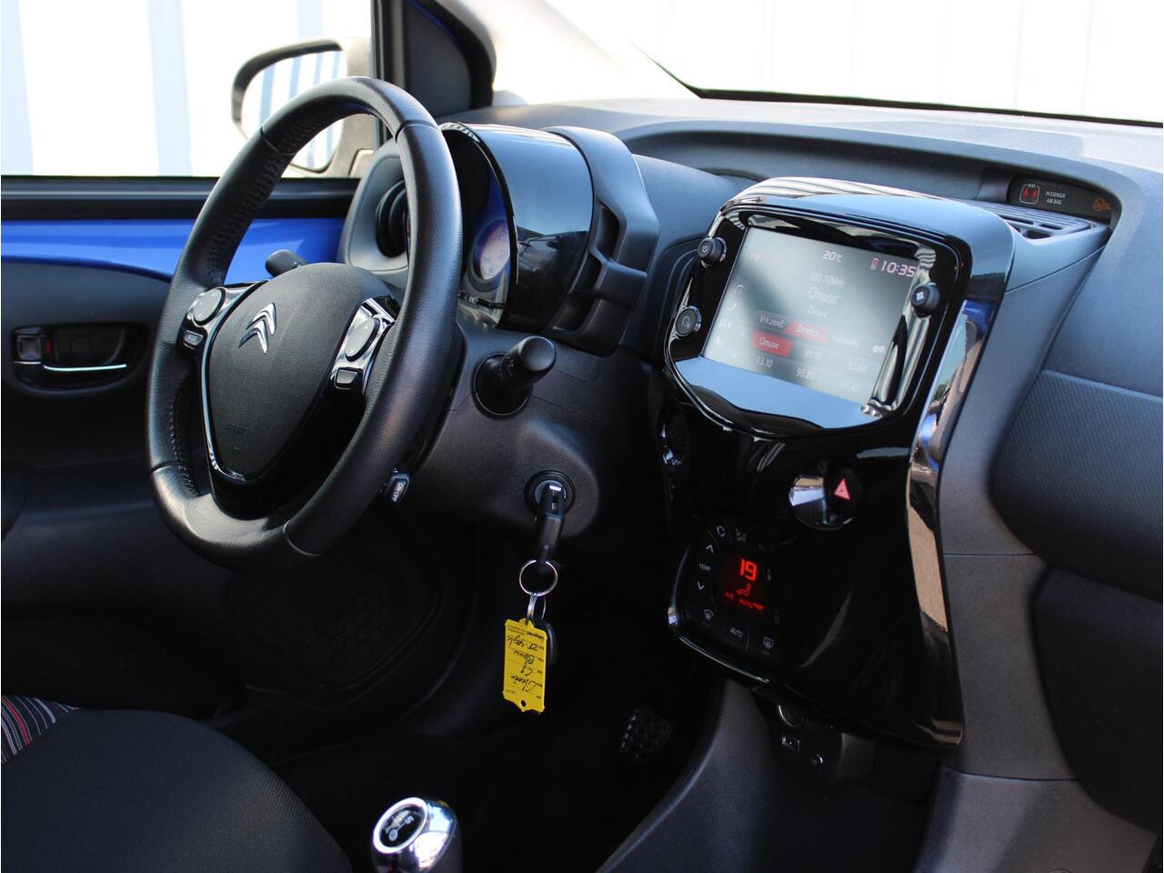 Citroen C1 1.0 VTi Shine LMV/ Grootscherm/ Climate Control