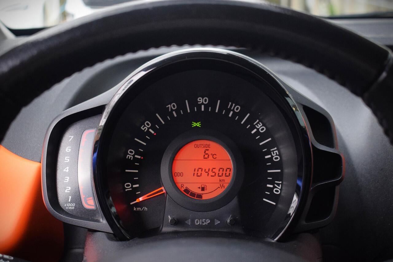 Citroen C1 1.0 VTi Urban Ride 5d met CARPLAY|CAMERA|LMV