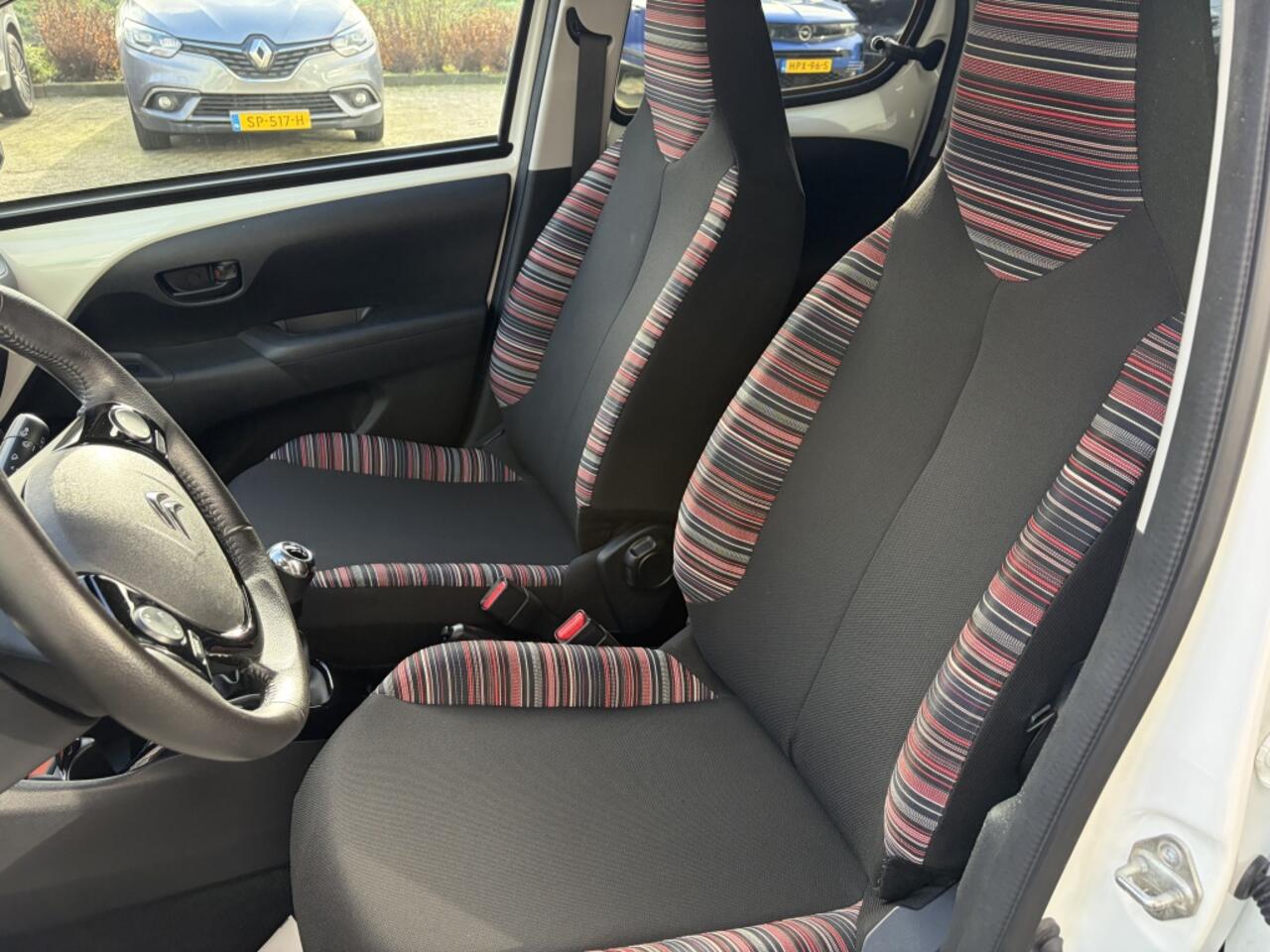 Citroen C1 1.0 VTi Feel, Airco, Bluetooth, Donker glas