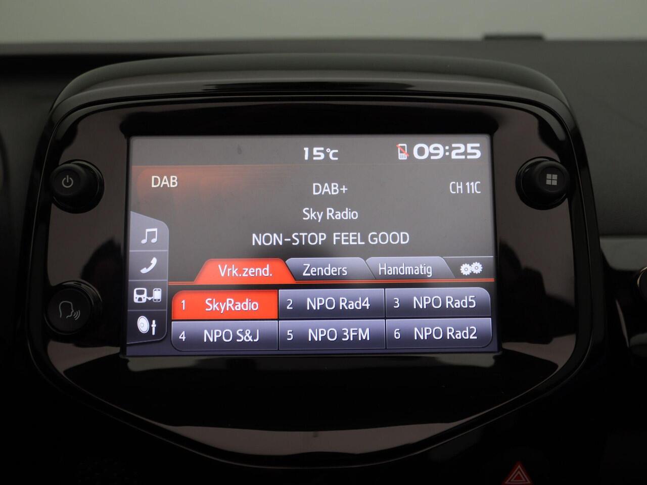 Citroen C1 1.0 VTi Airscape Shine | Achteruitrijcamera | Open dak | Apple Carplay/Android auto | Airco | Lichtmetalen velgen |