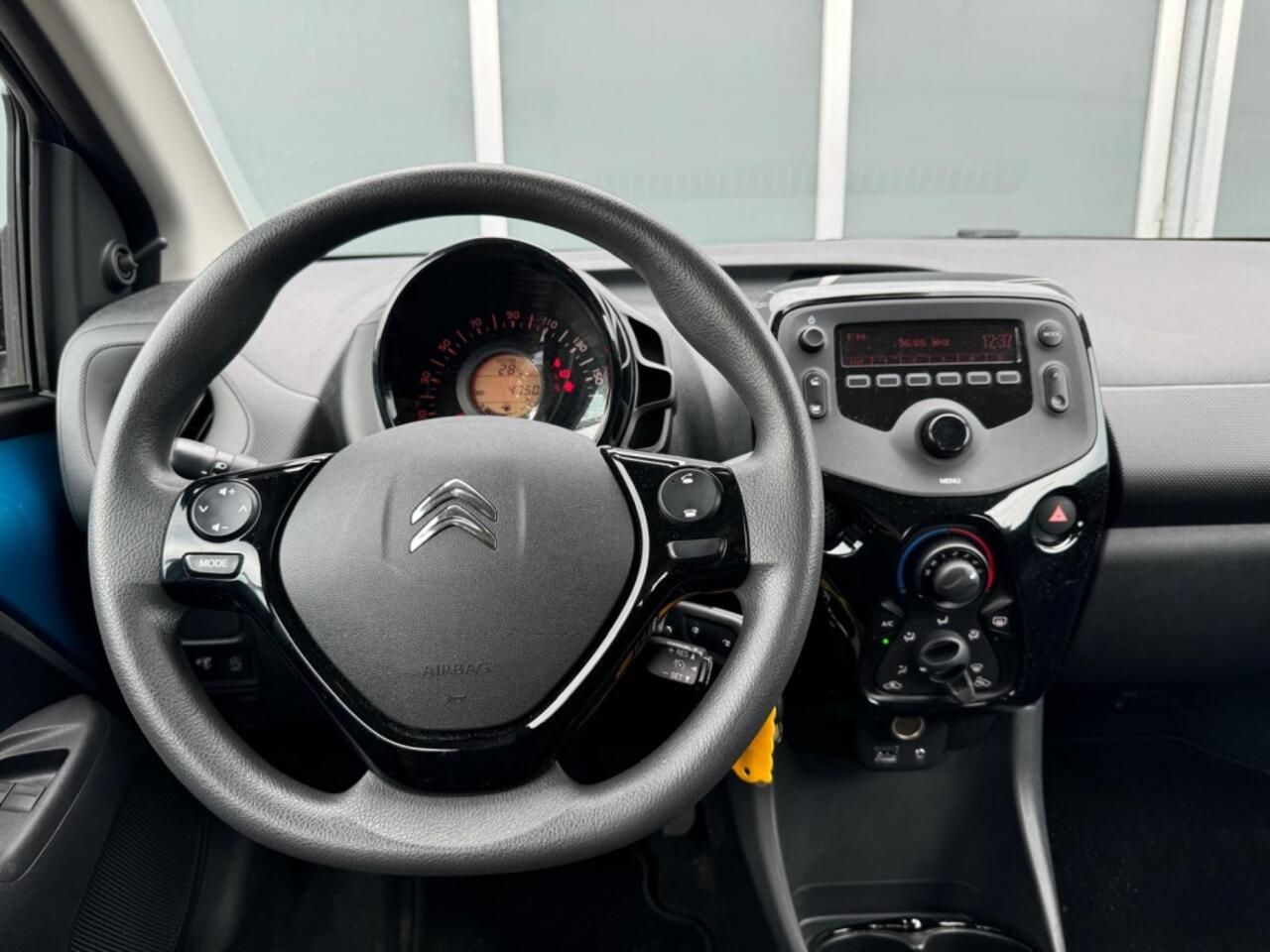 Citroen C1 1.0 VTi 72pk Feel | NL auto | Bluetooth | AC | ASR