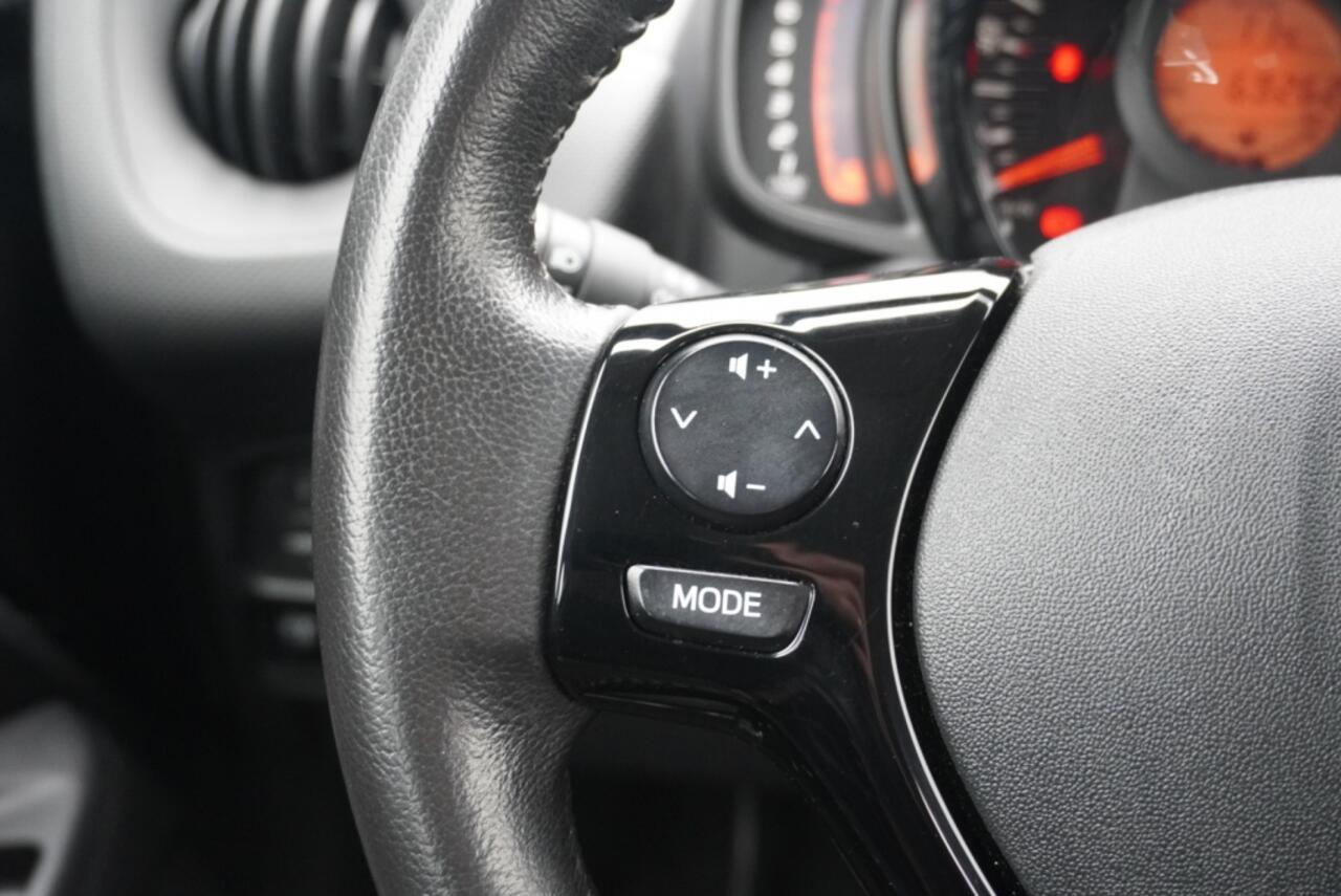 Citroen C1 1.0 VTi Shine CarPlay | Camera | LM-velgen | Airco | NAP