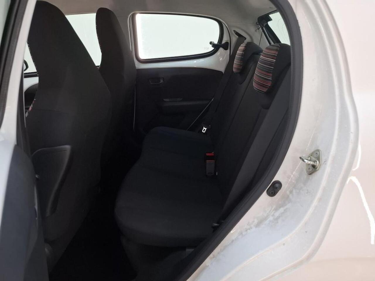 Citroen C1 1.0 VTI SHINE I APPLE CARPLAY I 5-DEURS I LICHT METALEN VELGEN I P-CAMERA