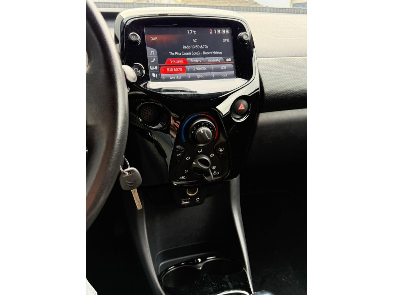 Citroen C1 1.0 VTi Feel / Carplay / Cruisecontrol / Camera / Bluetooth