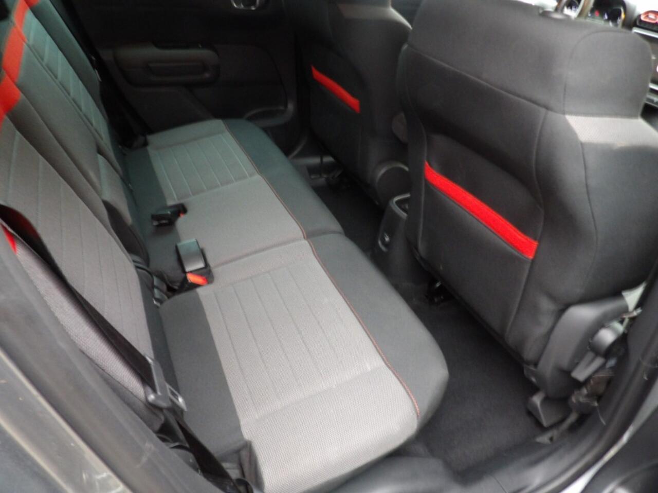 Citroen C3 1.2 executive - navigatie - camera - ecc - trekhaak