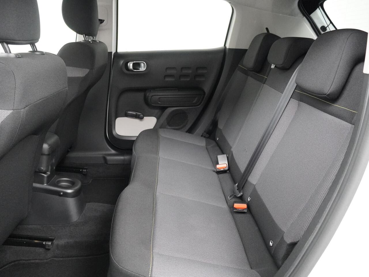 Citroen C3 1.2 83pk PureTech Feel Edition - Parkeersensoren Achter - Apple Carplay & Android Auto - Navigatie