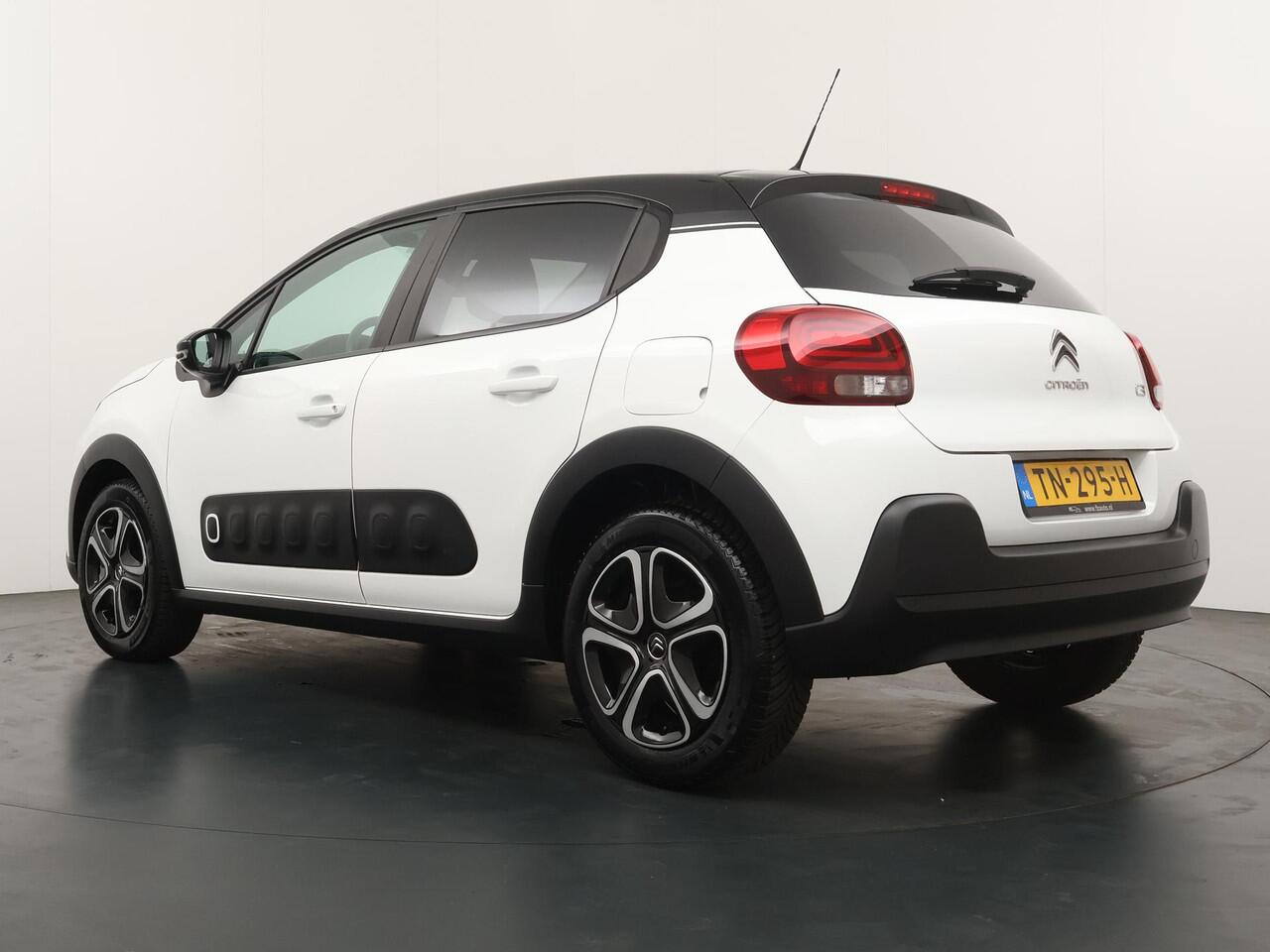 Citroen C3 1.2 83pk PureTech Feel Edition - Parkeersensoren Achter - Apple Carplay & Android Auto - Navigatie